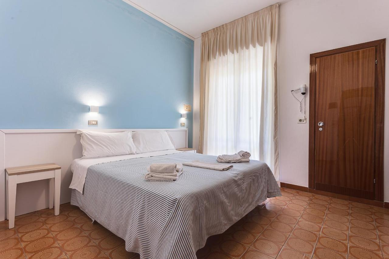 Piccolo Hotel Kursaal Чезенатіко Екстер'єр фото